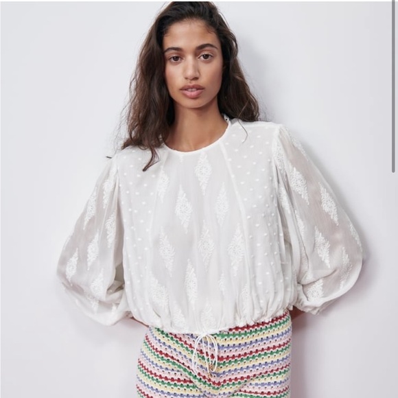 White embroidered blouse - Picture 1 of 8